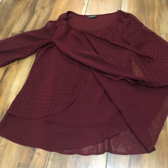 DENVER HAYES | Burgundy 3/4 Top - Picture 6 of 7